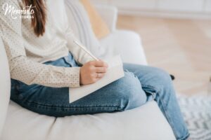 5-minute journal prompts Quick ideas to start and end your day 